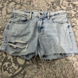GARAGE Jean shorts